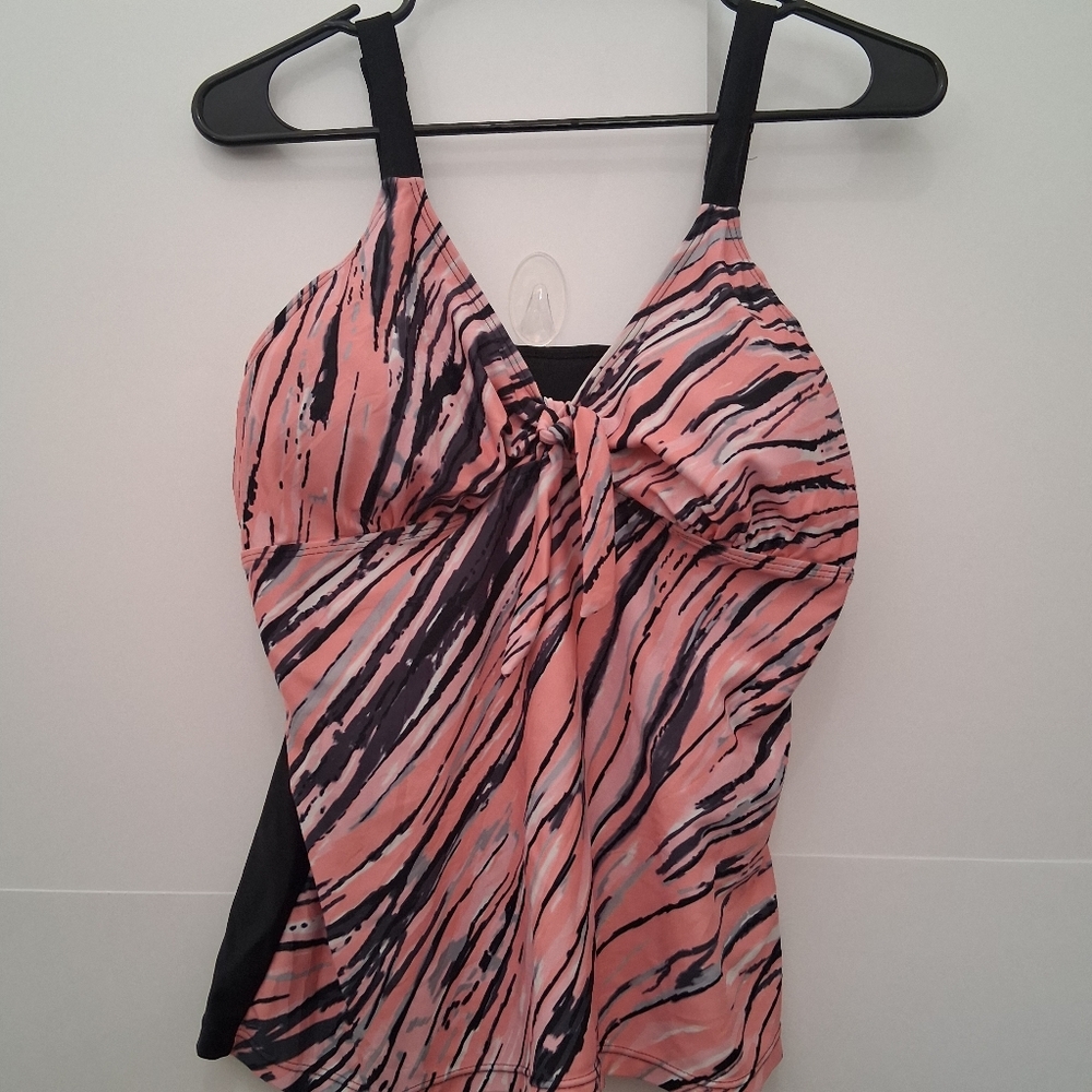 Pink and Black Tankini Top Size Small